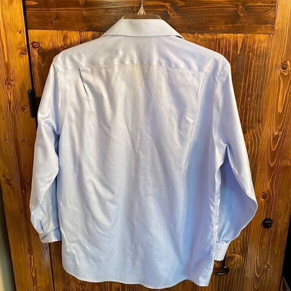 š¼MensāKirklandāSignatureāTailoredālongĀ sleeveādressāshirt - Picture 2 of 5